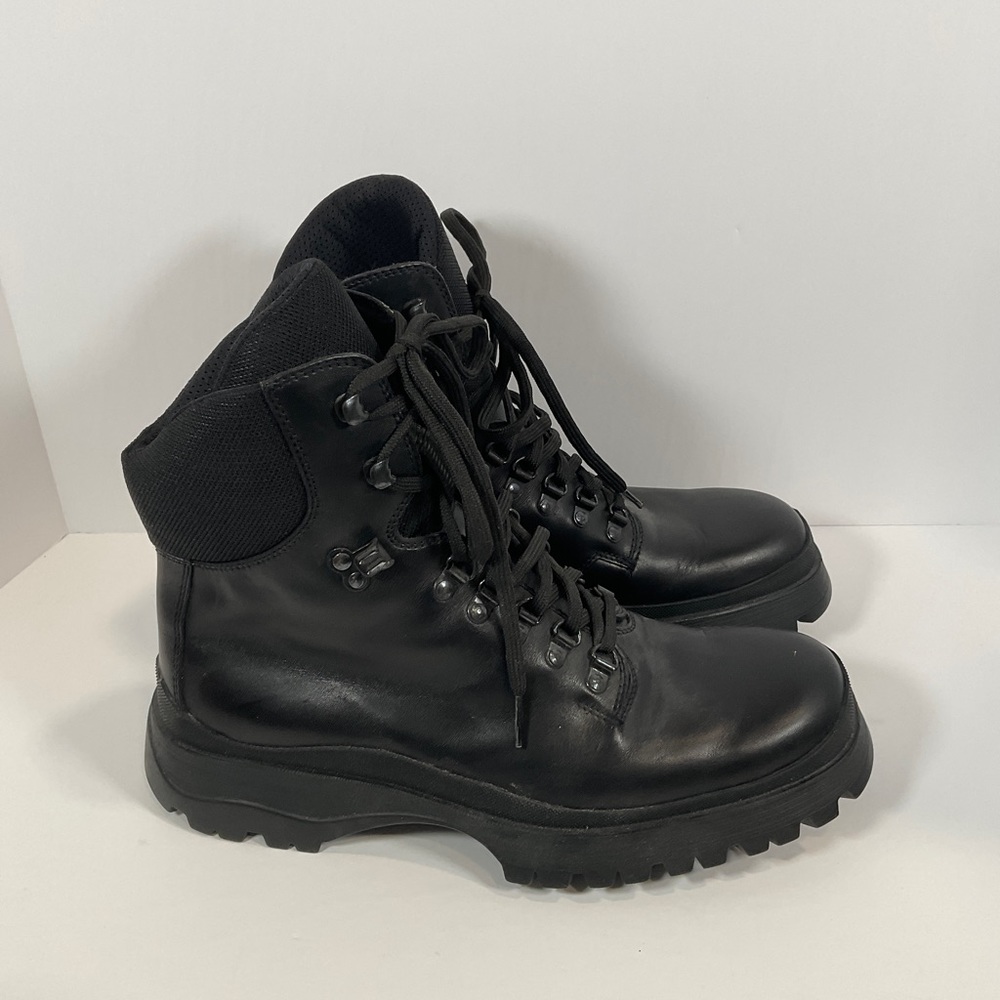 Mens Prada Lace up Boots. - Picture 3 of 4